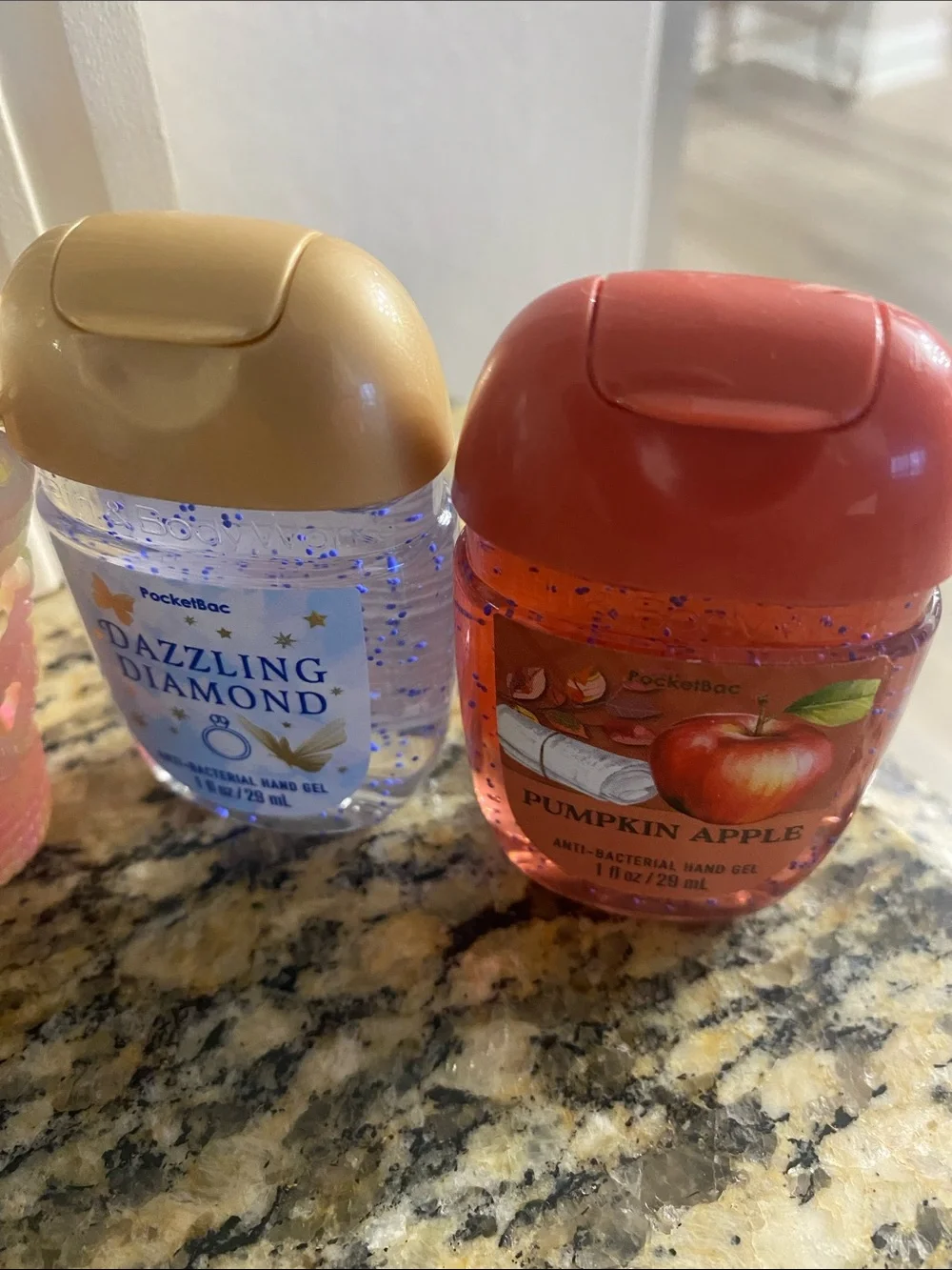 Bath & Body Works set - rainbow gel holder purse bag charm & 4 hand gels NWT